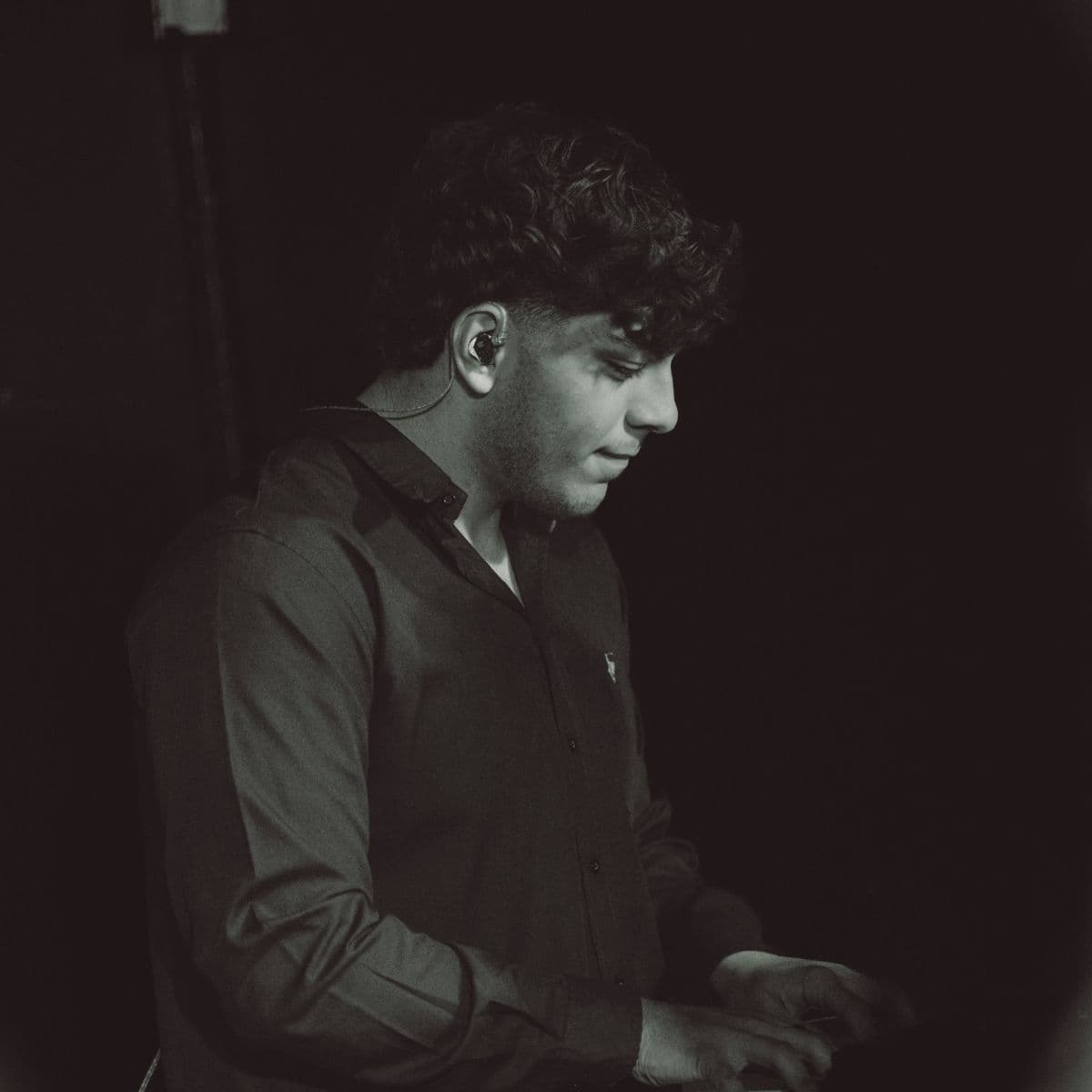 Matías Ríos — Piano y Sintetizadores